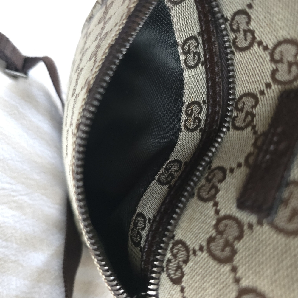 Gucci Shoulder Messenger Canvas Crossbody Bag - Picture 14 of 16